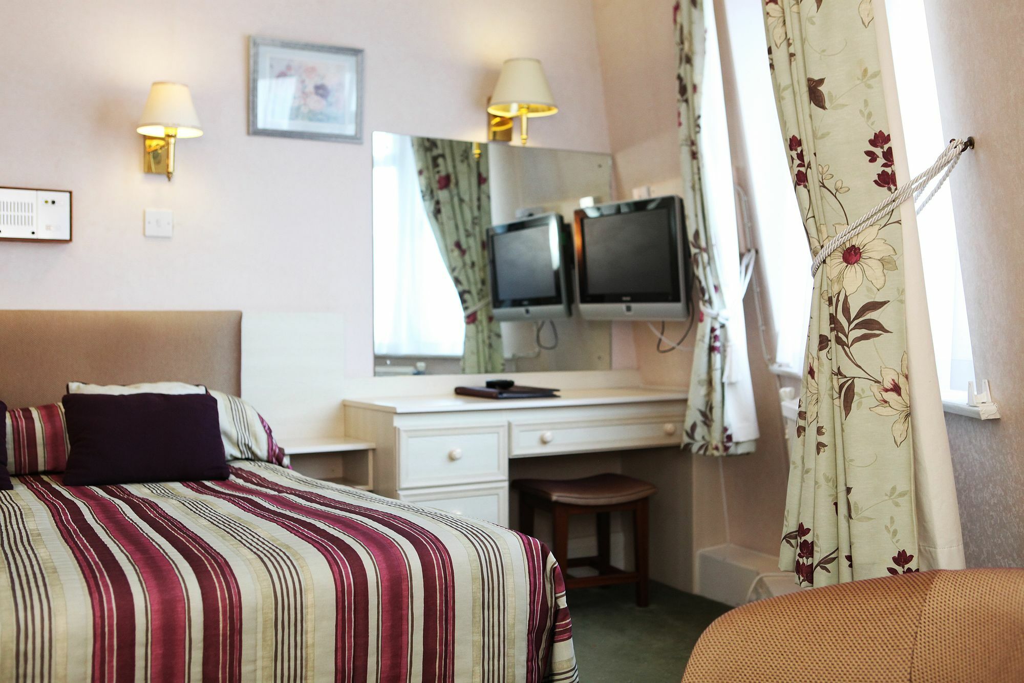 Livermead House Hotel Торки Экстерьер фото